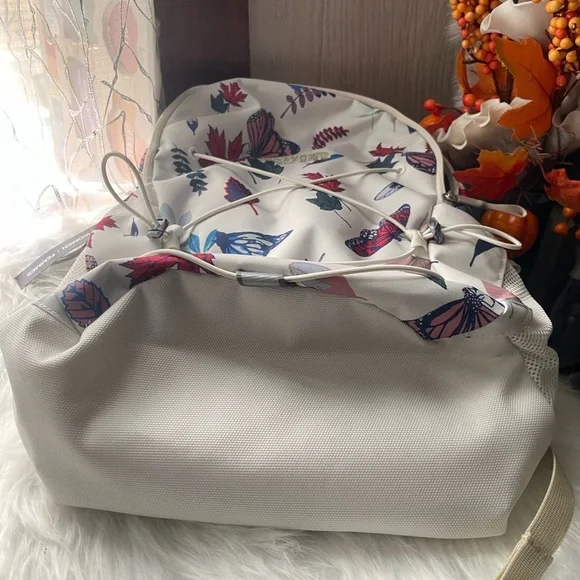 NWT NORTH FACE BACKPACK - Picture 8 of 11